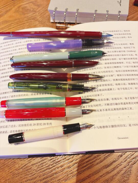 精选内容集|文具世界的钢笔之旅探索书写之美